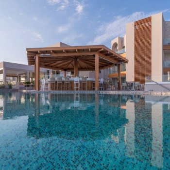 cactus-mare-hotel-stalis-crete-beach-bar-7091