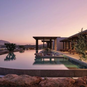 jw-chqmj-main-building-exterior-34796_Classic-Hor