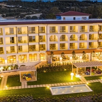 Mount-Athos-Resort-1
